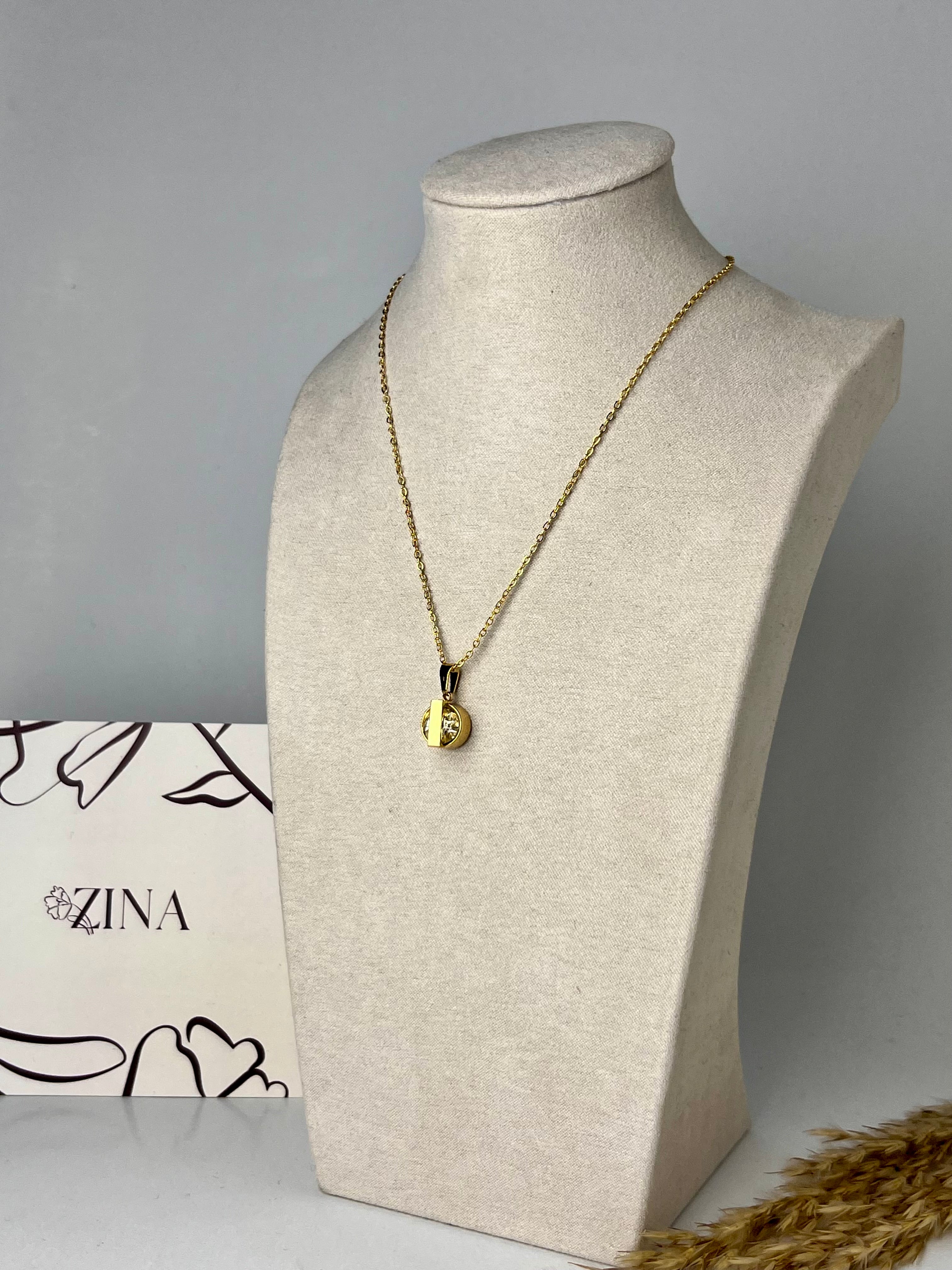 Simple necklace