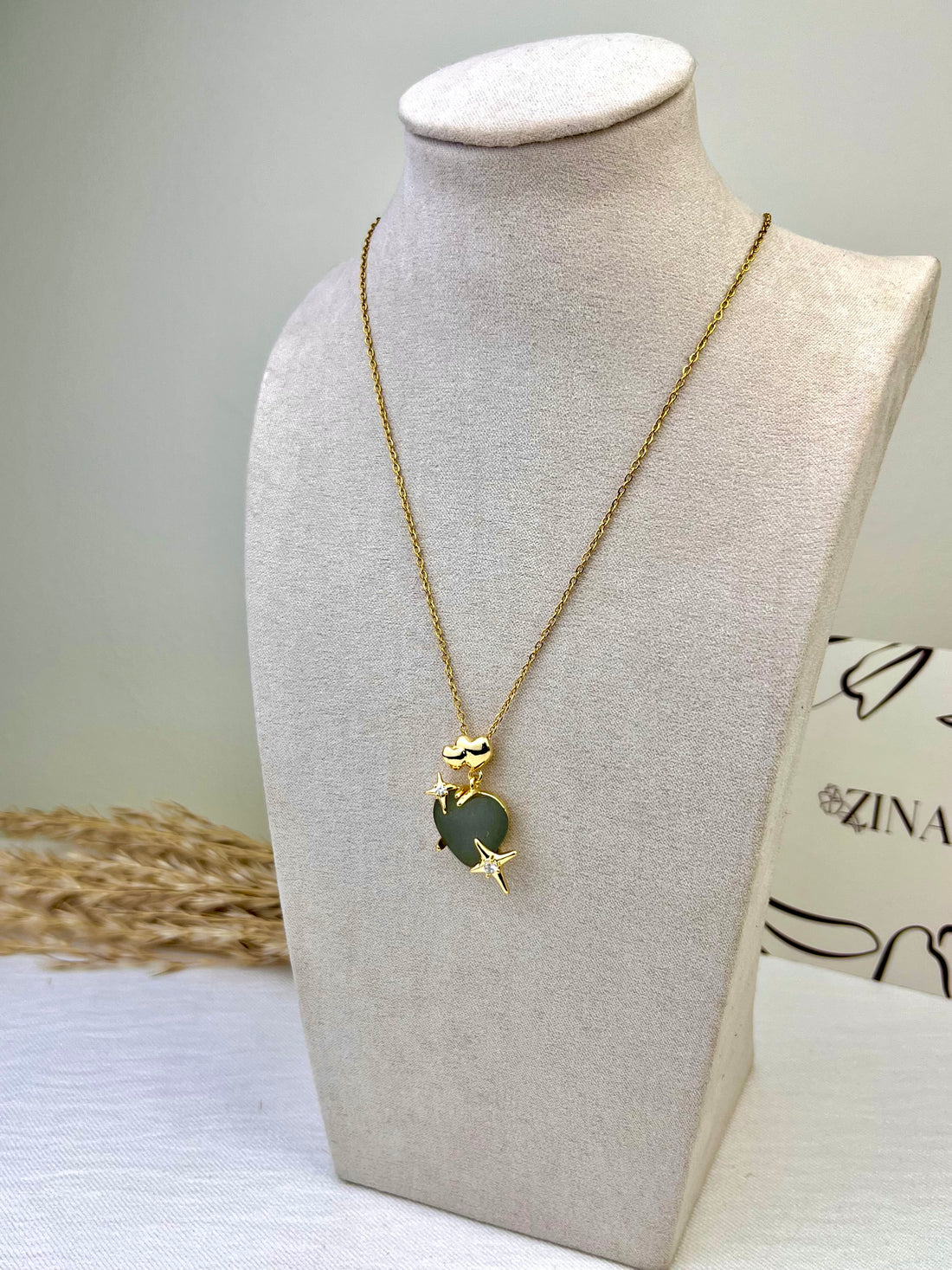 Decorated heart necklace