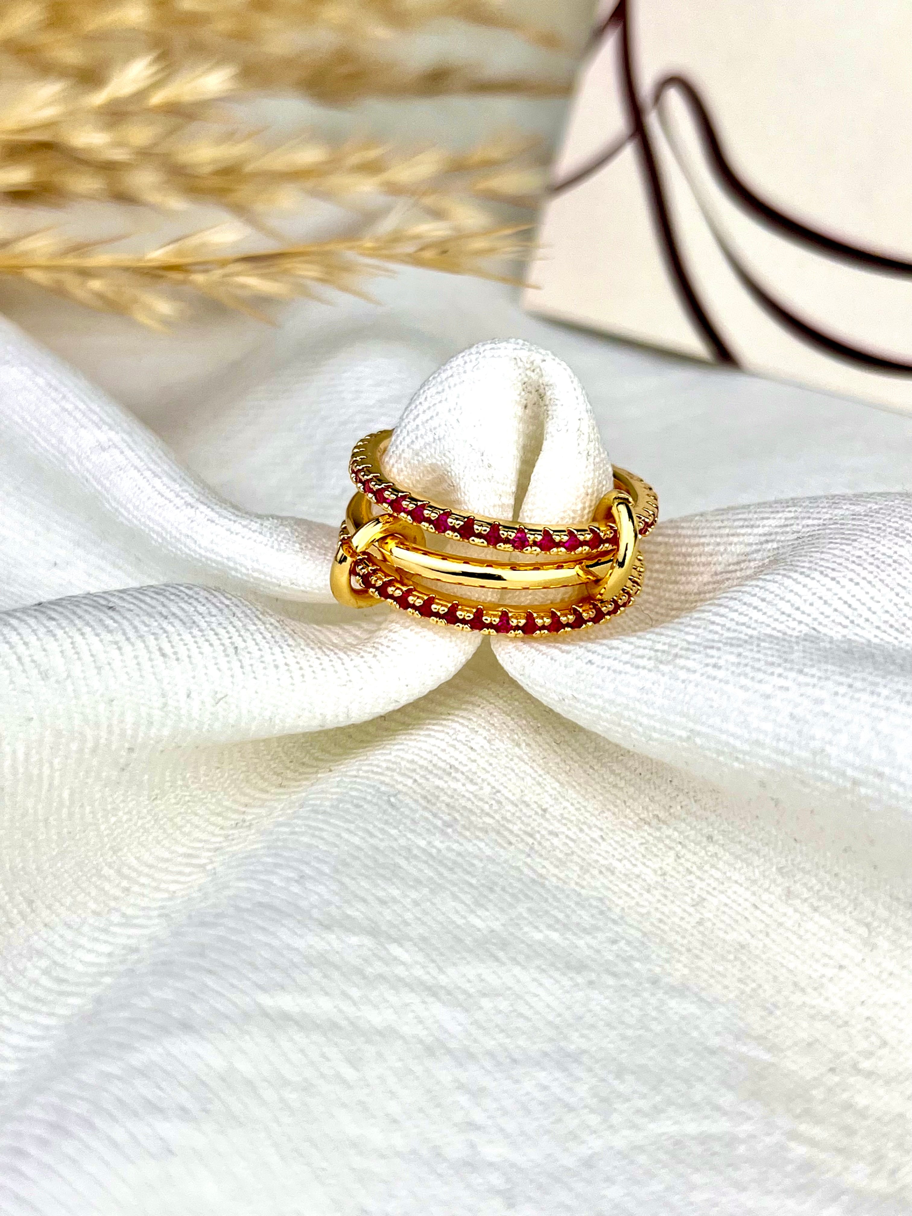 Three-row gold ring