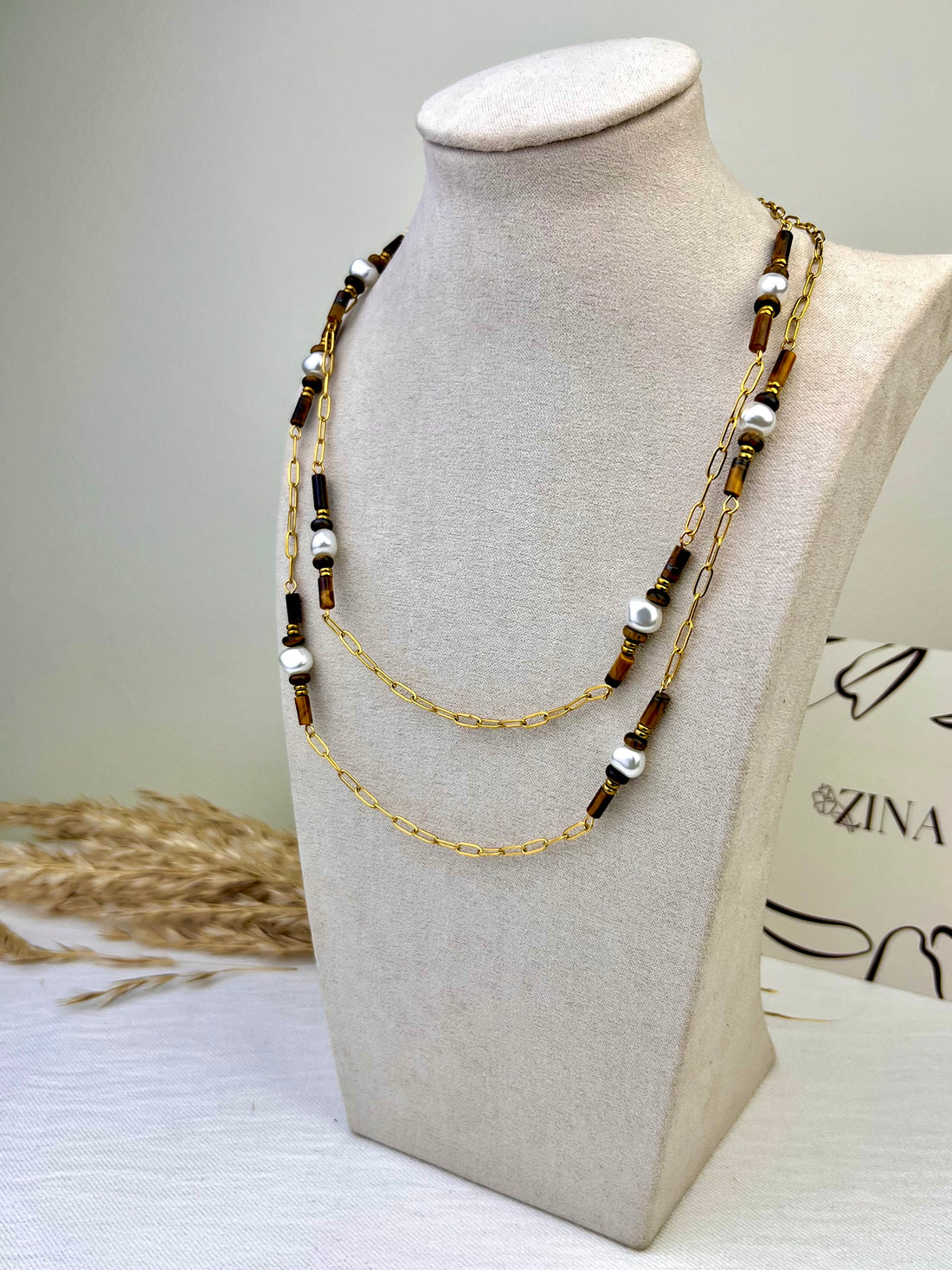 Two-tiered necklace with brown beads
