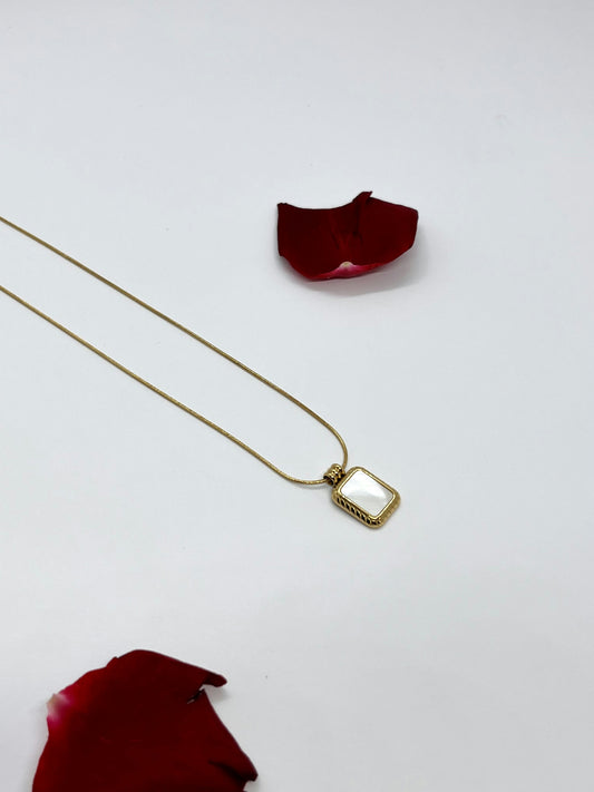 White rectangular necklace
